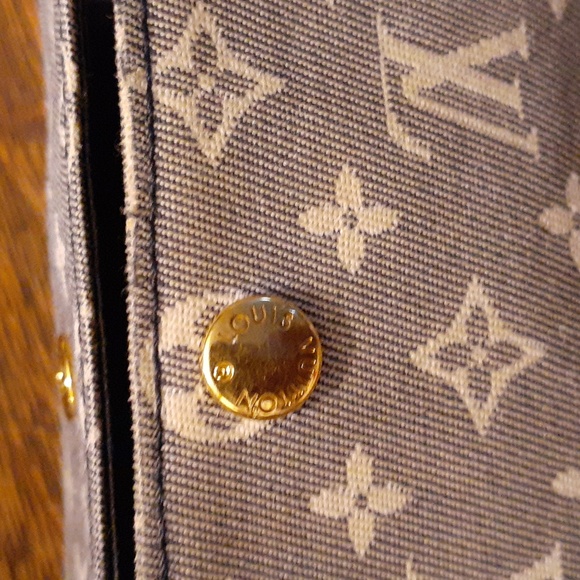 Louis Vuitton Denim Keyholder Six Keyholder - Picture 11 of 14